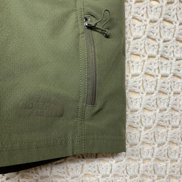 The North Face Shorts Mens Size 30 (30x7) Olive Green Performance Hiking Walking - Picture 2 of 12